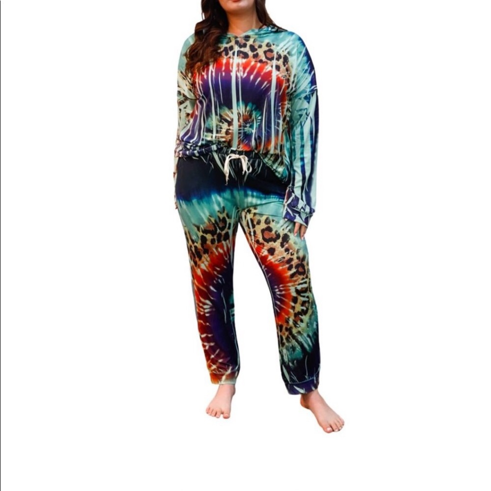 Plus sage Animal multi color printed hooded long sleeve top and pants set